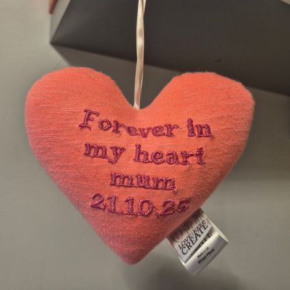 Customer image of Keepsake Heart