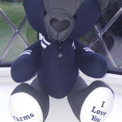 Customer image of Cardigan / Jumper Memory Bear