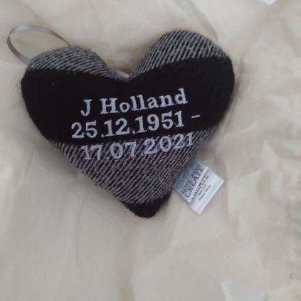 Customer image of Keepsake Heart