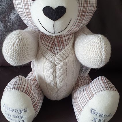 Customer image of Cardigan / Jumper Memory Bear