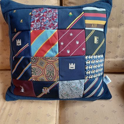 Customer image of Tie Cushion