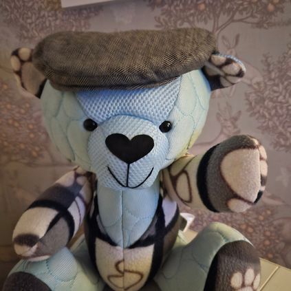 Customer image of Cardigan / Jumper Memory Bear