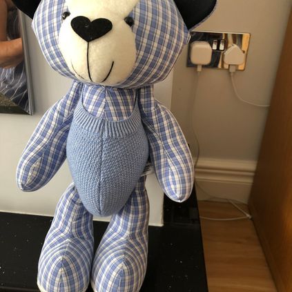 Customer image of Cardigan / Jumper Memory Bear