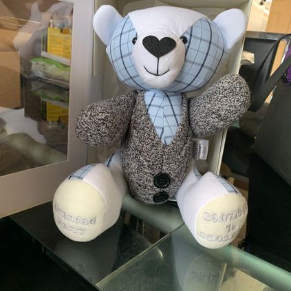 Customer image of Cardigan / Jumper Memory Bear
