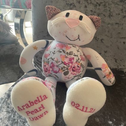 Customer image of Cat