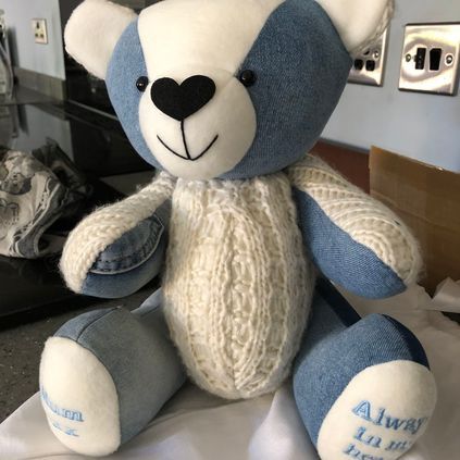 Customer image of Cardigan / Jumper Memory Bear