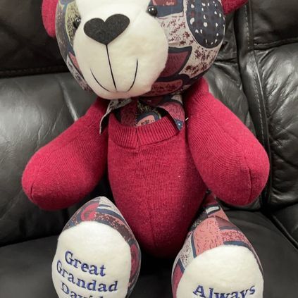 Customer image of Cardigan / Jumper Memory Bear