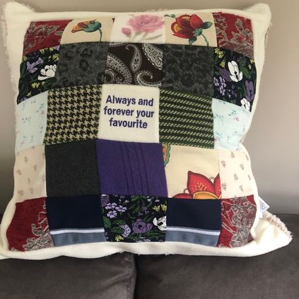 Customer image of Cardigan / Jumper Memory Bear