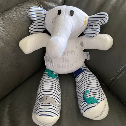 Customer image of Elephant