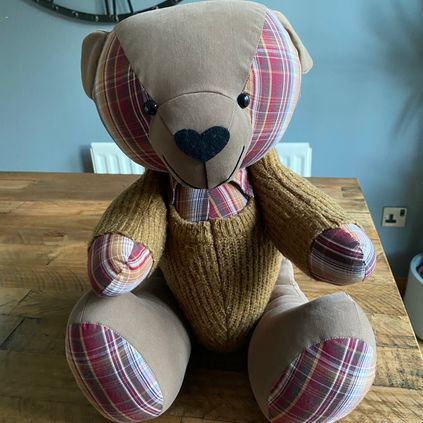 Customer image of Cardigan / Jumper Memory Bear