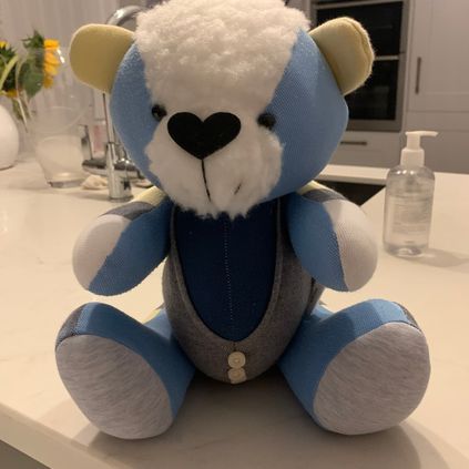 Customer image of Cardigan / Jumper Memory Bear