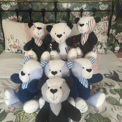 Customer image of Cardigan / Jumper Memory Bear