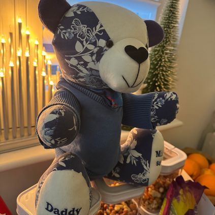 Customer image of Cardigan / Jumper Memory Bear