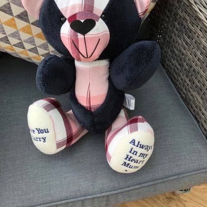 Customer image of Cardigan / Jumper Memory Bear