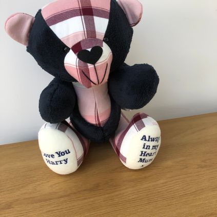 Customer image of Cardigan / Jumper Memory Bear