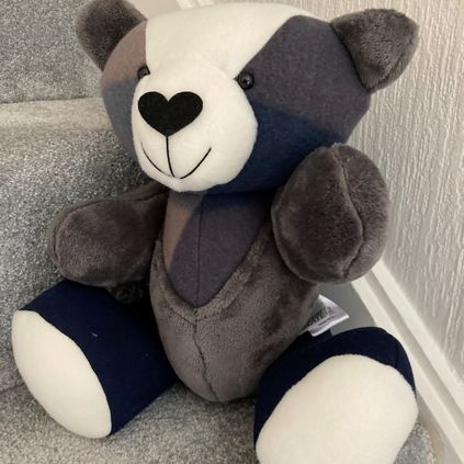 Customer image of Cardigan / Jumper Memory Bear