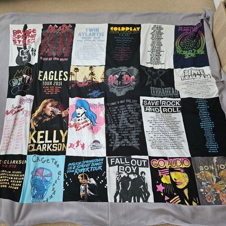 Customer image of Too Many T-Shirts Blanket