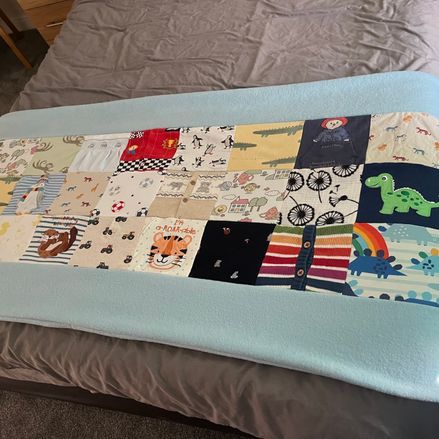 Customer image of Bed Runner